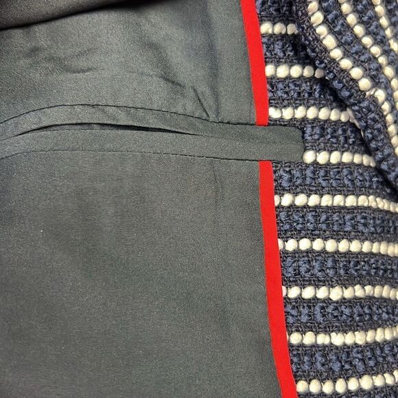 J. Crew Factory CG379 Navy and white Tweed lady jacket with gold buttons size 4P - Picture 8 of 9